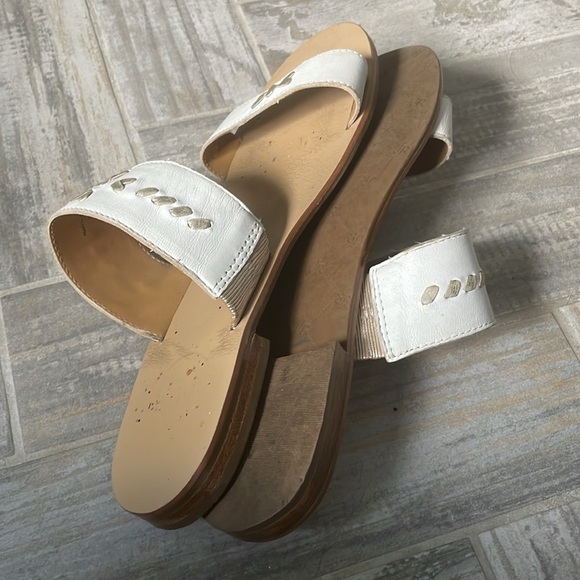 Jack Rogers Women's  Two Band Leather Slides Slip On Flops Sandals White 7.5 - Picture 6 of 7
